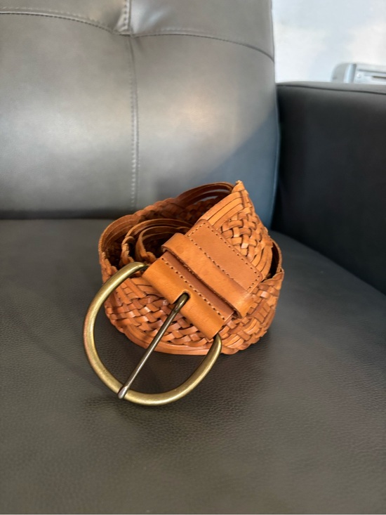 Banana Republic Accessories - Banana Republic Woven Braided Leather Belt Tan Brass-tone Buckle